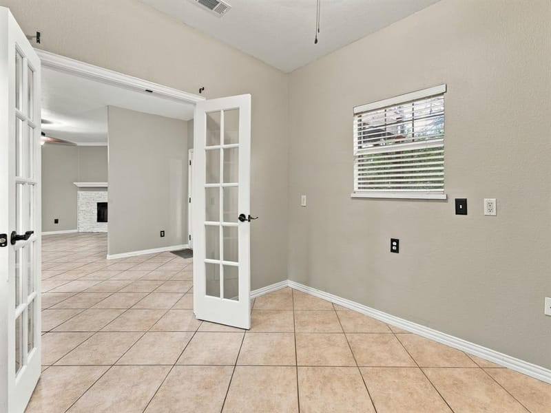 803 N State Street, Decatur TX 76234 - Photo 12