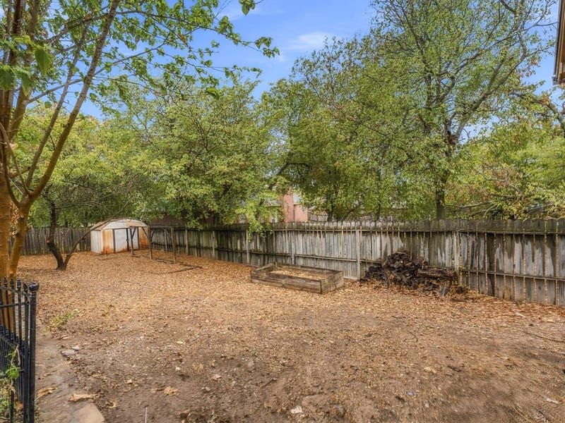 803 N State Street, Decatur TX 76234 - Photo 36