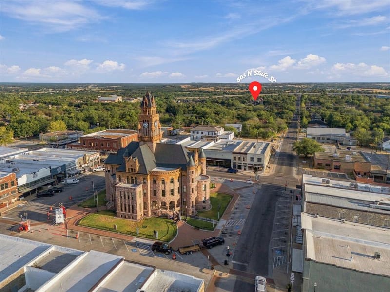 803 N State Street, Decatur TX 76234