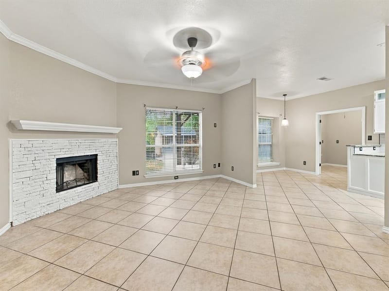 803 N State Street, Decatur TX 76234 - Photo 8