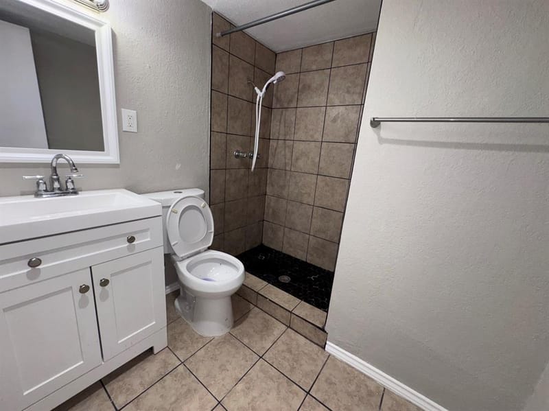 1610 Kingston Drive, Grand Prairie TX 75051 - Photo 27
