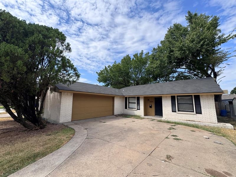 1610 Kingston Drive, Grand Prairie TX 75051 - Photo 7