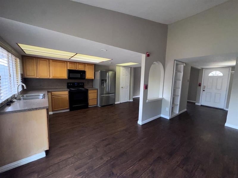 1610 Kingston Drive, Grand Prairie TX 75051 - Photo 18