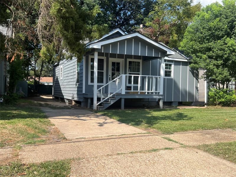 421 Edwards Street, Bossier City LA 71111