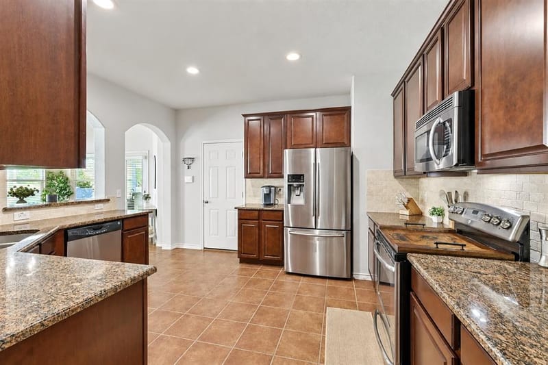 1624 Sea Pines Drive, Savannah TX 76227 - Photo 5