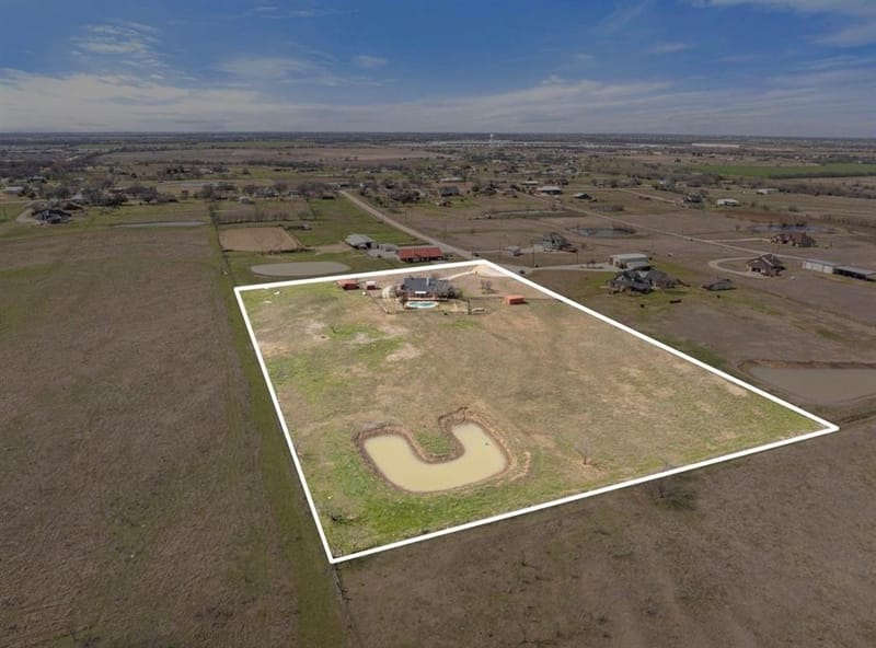 1690 Lawlis Lane, Sanger TX 76266 - Photo 34