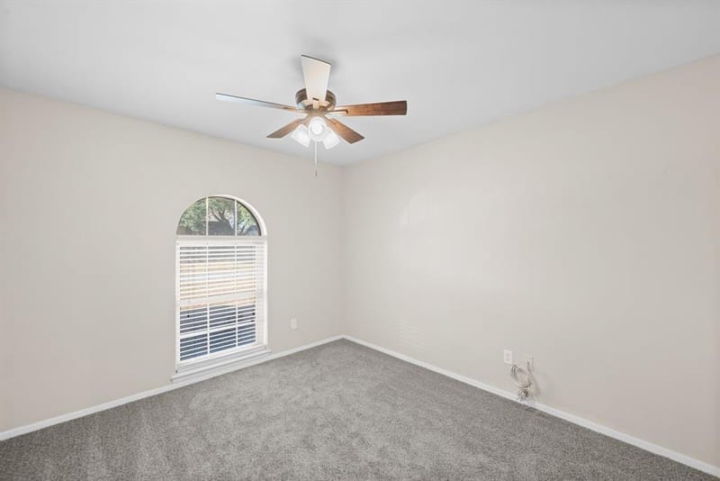 2001 San Jacinto Drive, Arlington TX 76012 - Photo 17