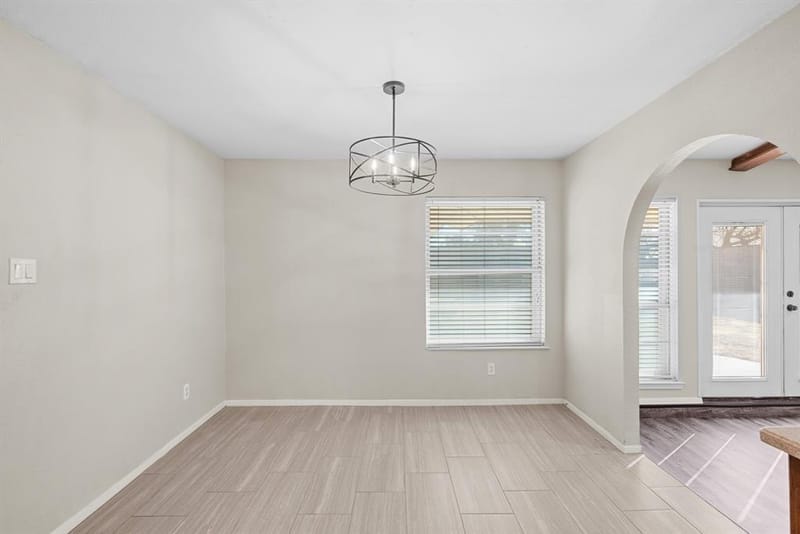 2001 San Jacinto Drive, Arlington TX 76012 - Photo 16