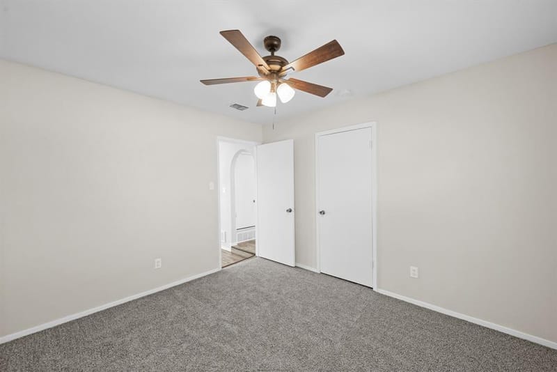 2001 San Jacinto Drive, Arlington TX 76012 - Photo 18