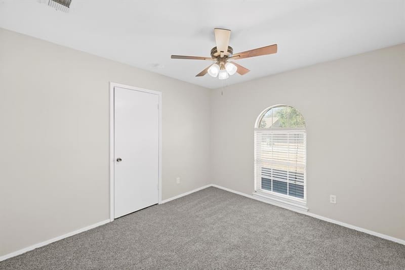 2001 San Jacinto Drive, Arlington TX 76012 - Photo 19