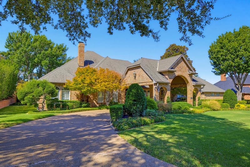 6200 Forest Highlands Drive, Fort Worth TX 76132 - Photo 2