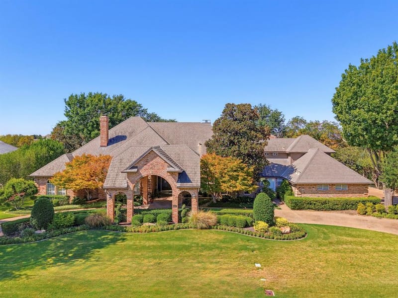 6200 Forest Highlands Drive, Fort Worth TX 76132