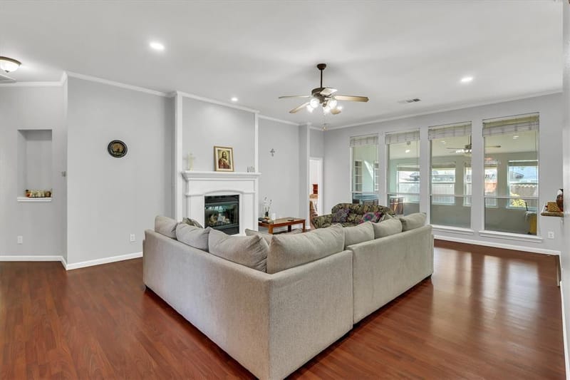1506 Park Grove Drive, Irving TX 75060 - Photo 12