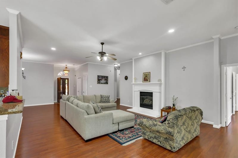 1506 Park Grove Drive, Irving TX 75060 - Photo 11