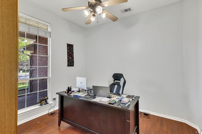 1506 Park Grove Drive, Irving TX 75060 - Photo 4