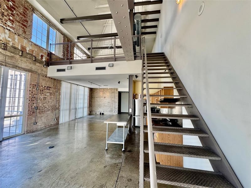 1122 Jackson Street # 1104, Dallas TX 75202 - Photo 2