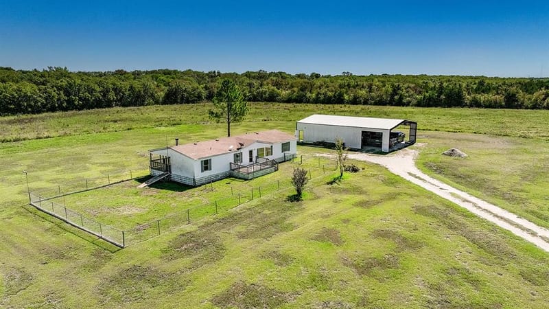 20132 County Road 818, Farmersville TX 75442 - Photo 18