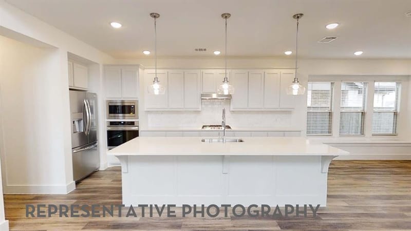 1665 Cornwall Avenue, Fort Worth TX 76052 - Photo 2