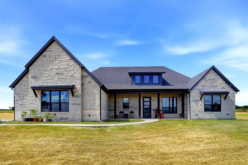 1015 Louise Lane, Weatherford TX 76087
