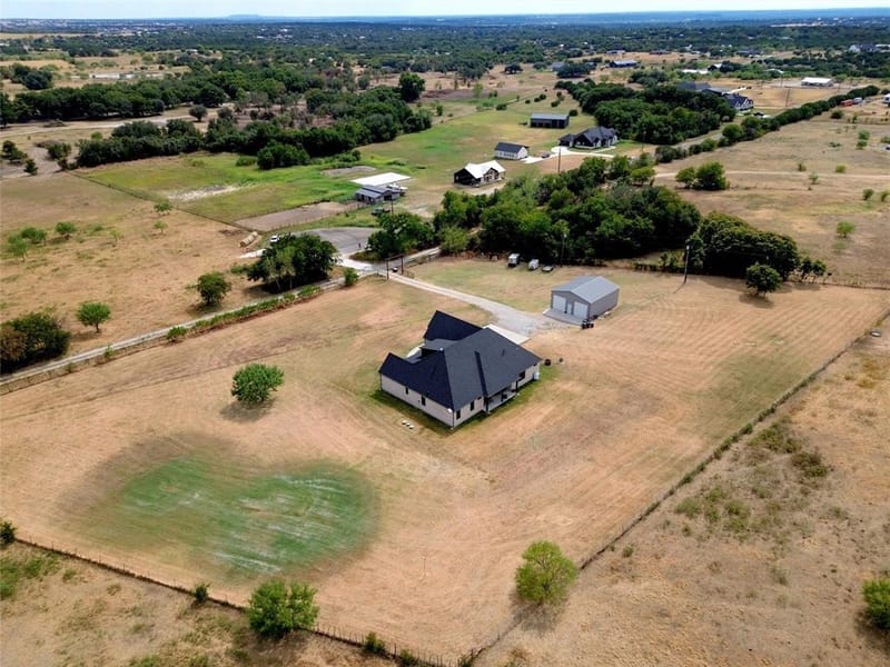 1015 Louise Lane, Weatherford TX 76087 - Photo 40