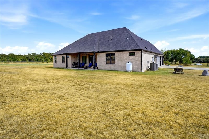 1015 Louise Lane, Weatherford TX 76087 - Photo 31