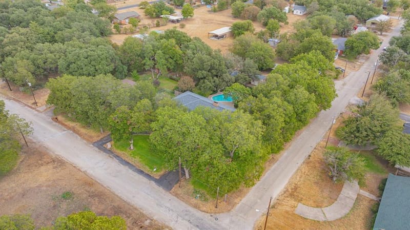 711 Hurt Street, Dublin TX 76446 - Photo 32