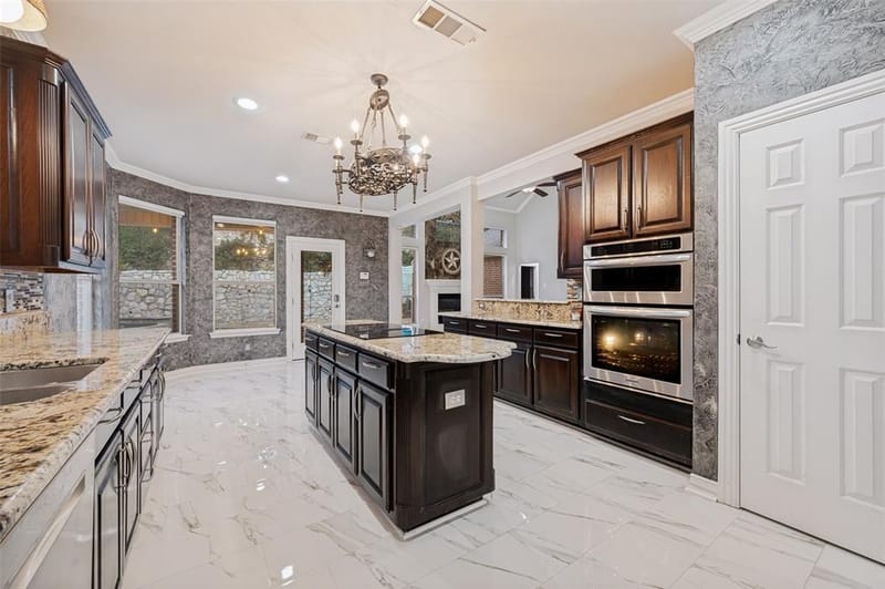 3145 Joyce Court, Grapevine TX 76051 - Photo 6