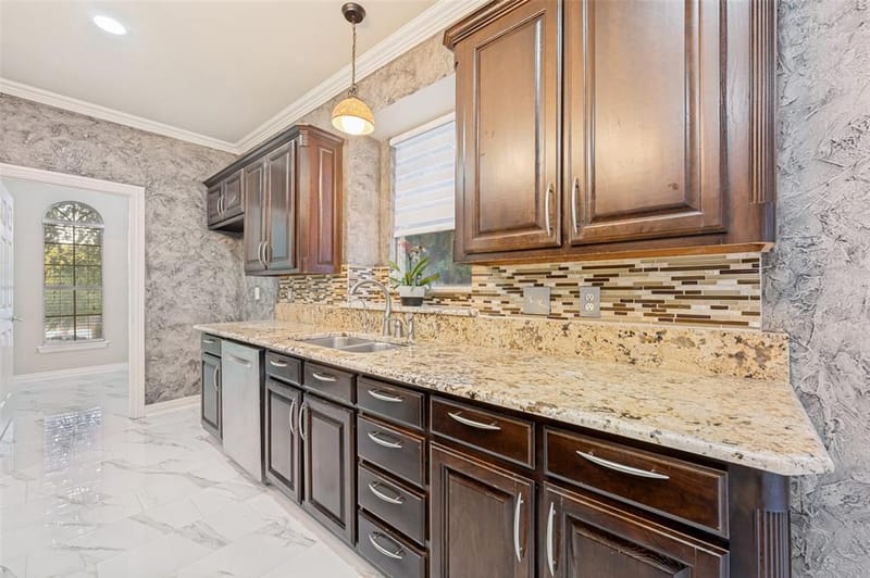3145 Joyce Court, Grapevine TX 76051 - Photo 7