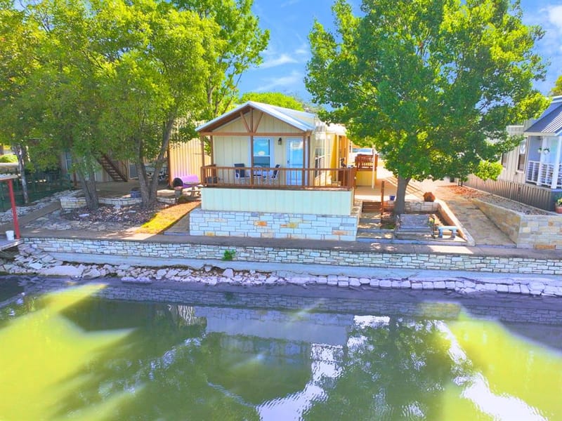 819 Brazos Harbor Circle, Granbury TX 76048 - Photo 2