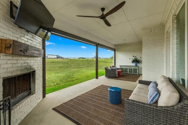 468 Red Bird Drive, Springtown TX 76082 - Photo 31