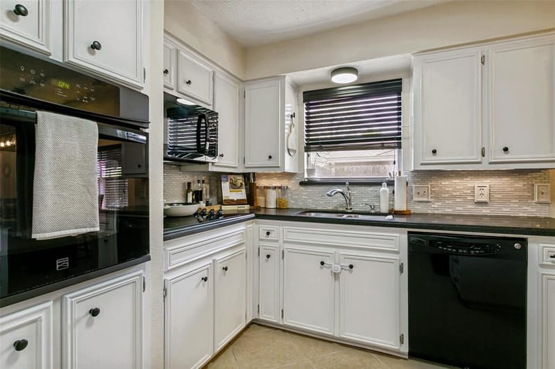 6917 Smithfield Road, North Richland Hills TX 76182 - Photo 7