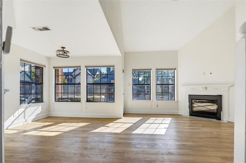 404 Santa Fe Trail # 53, Irving TX 75063 - Photo 4