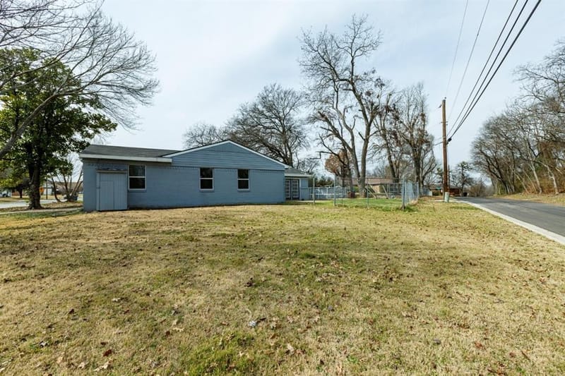 3831 Black Oak Drive, Dallas TX 75241 - Photo 27