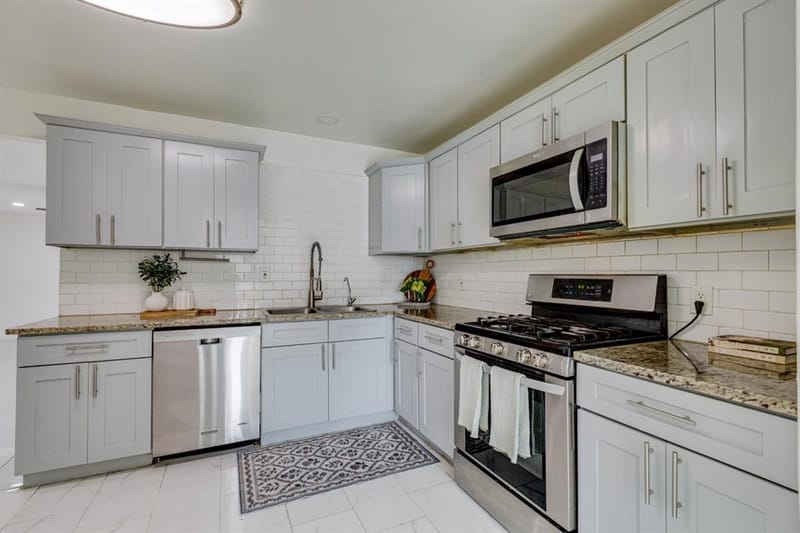 3831 Black Oak Drive, Dallas TX 75241 - Photo 8