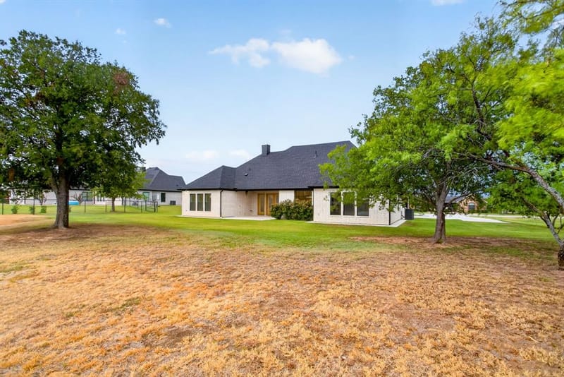 8008 Ben Day Murrin Road N, Fort Worth TX 76126 - Photo 38