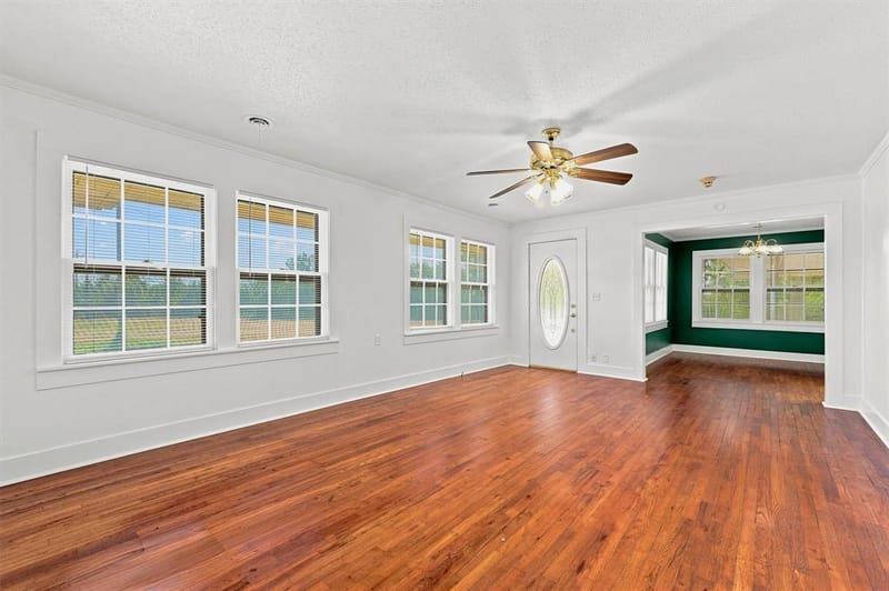 901 W Hanna Street, Denison TX 75020 - Photo 9
