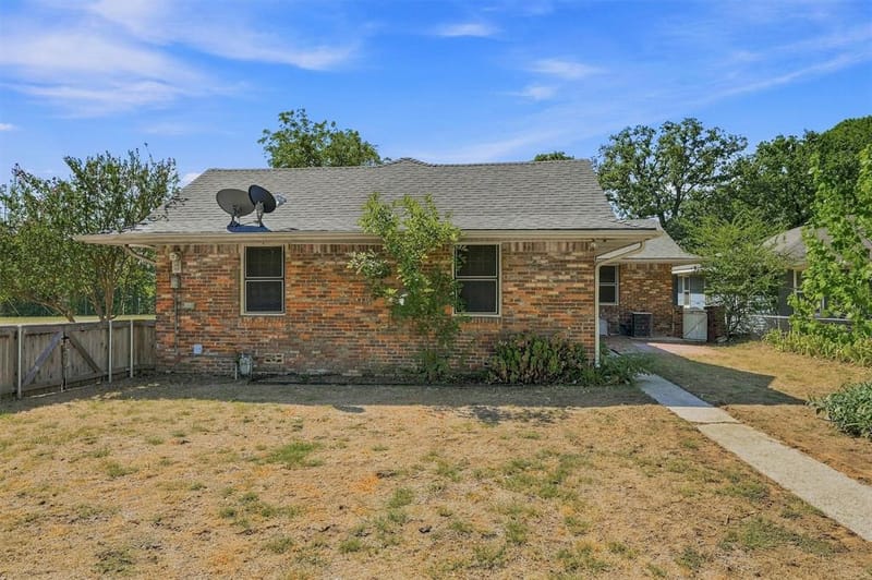 901 W Hanna Street, Denison TX 75020 - Photo 30
