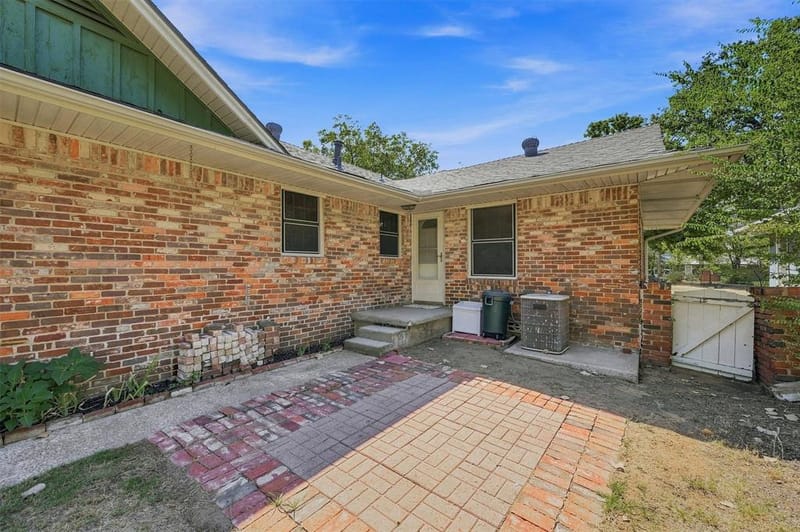 901 W Hanna Street, Denison TX 75020 - Photo 29