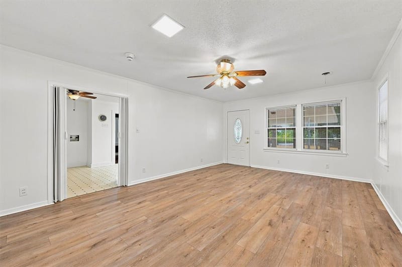 901 W Hanna Street, Denison TX 75020 - Photo 21