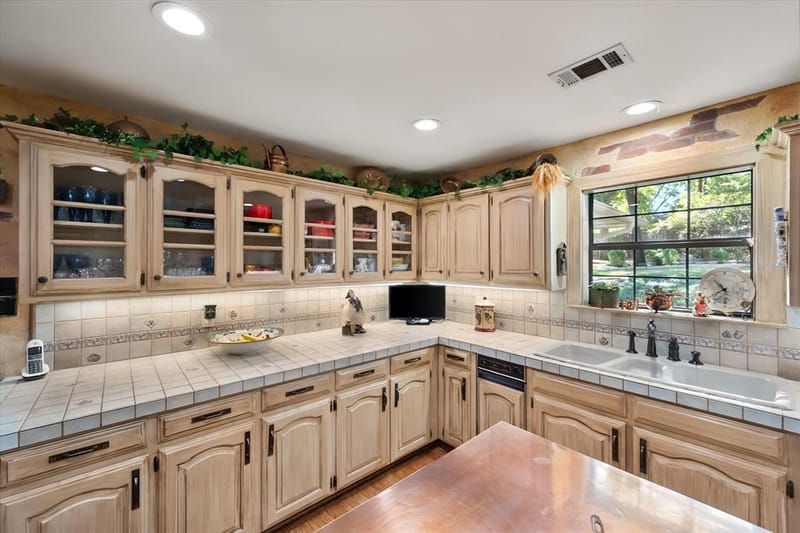 305 County Road 0008, Corsicana TX 75110 - Photo 9