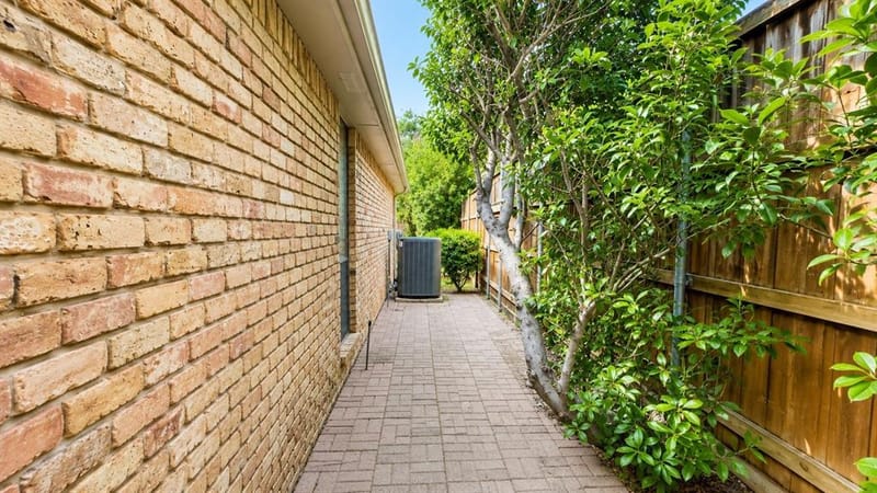 5719 Covehaven Drive, Dallas TX 75252 - Photo 31