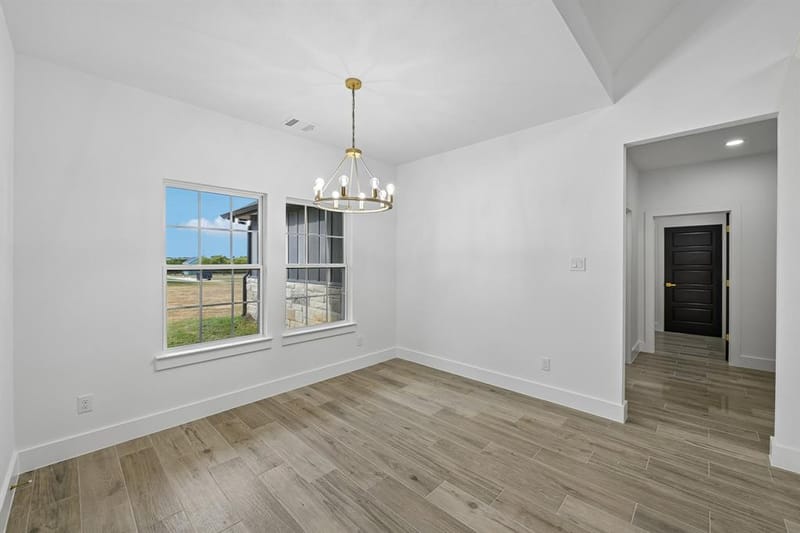 6605 Buffalo Ridge Circle, Godley TX 76044 - Photo 13