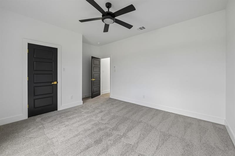 6605 Buffalo Ridge Circle, Godley TX 76044 - Photo 32