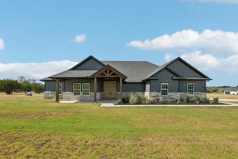 6605 Buffalo Ridge Circle, Godley TX 76044