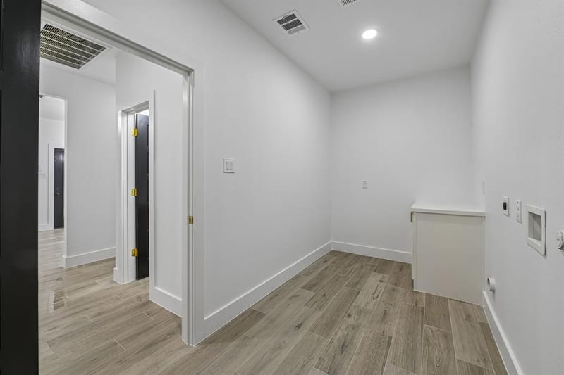 6605 Buffalo Ridge Circle, Godley TX 76044 - Photo 14