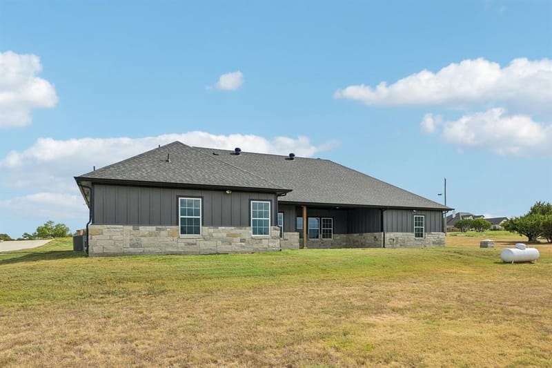 6605 Buffalo Ridge Circle, Godley TX 76044 - Photo 37