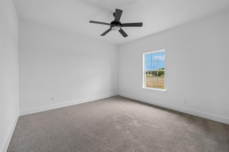 6605 Buffalo Ridge Circle, Godley TX 76044 - Photo 31