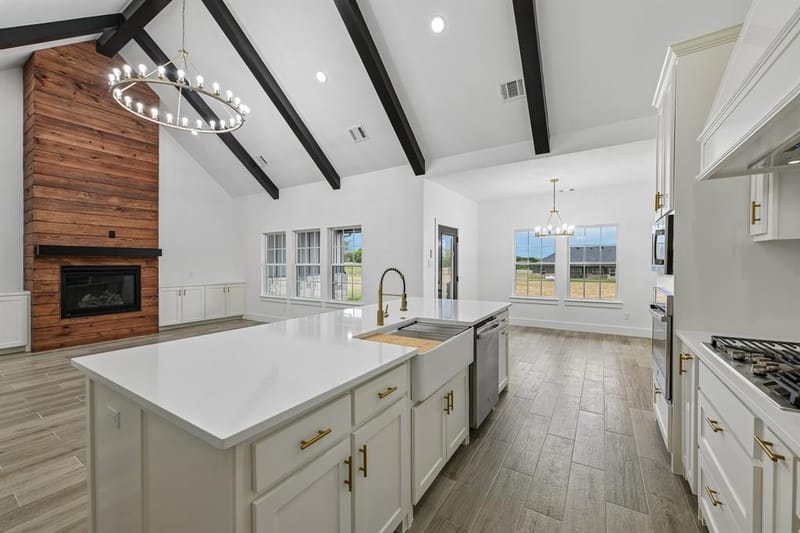 6605 Buffalo Ridge Circle, Godley TX 76044 - Photo 8