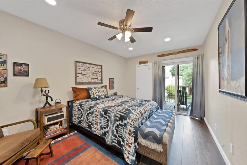 1612 Hawthorne Drive, Arlington TX 76012 - Photo 30