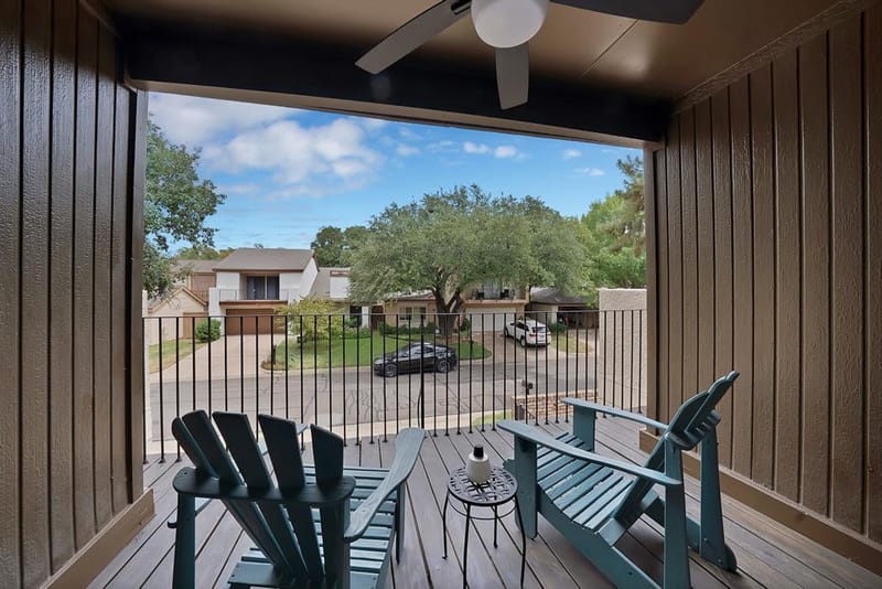 1612 Hawthorne Drive, Arlington TX 76012 - Photo 33